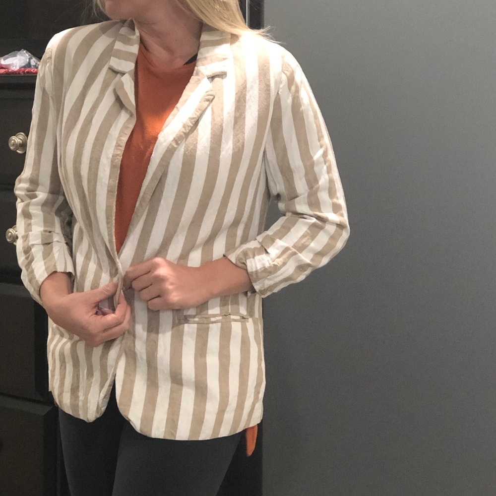 Beige & white stripe blazer